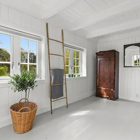Hébergement de vacances 200-year-old House By The Southern Archipelago