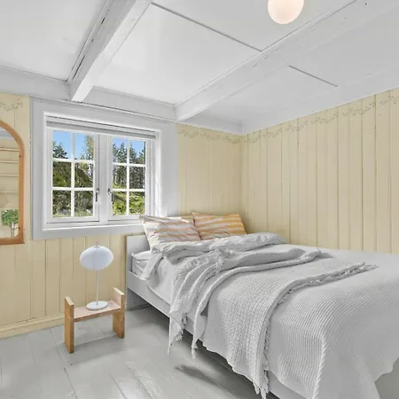 Hébergement de vacances 200-year-old House By The Southern Archipelago Mandal