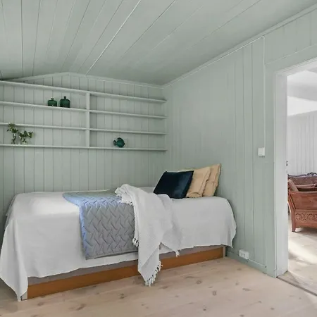 200-year-old House By The Southern Archipelago
